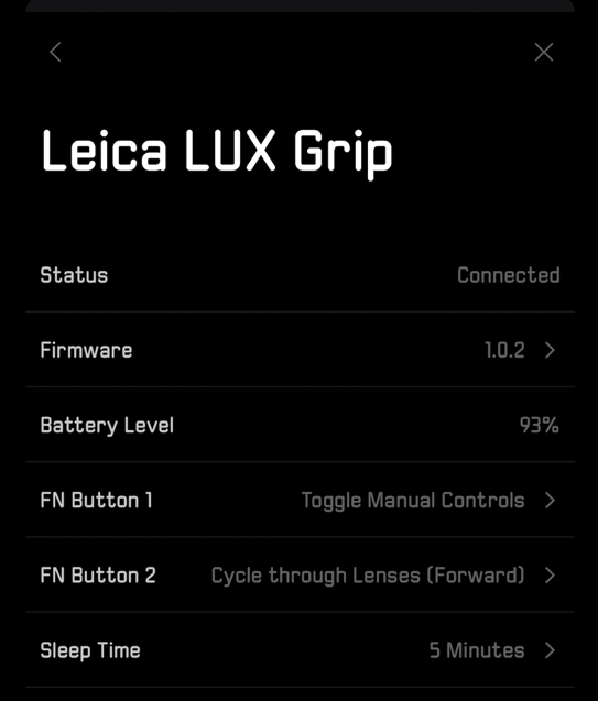 Écran d'état du Leica LUX Grip, connecté.